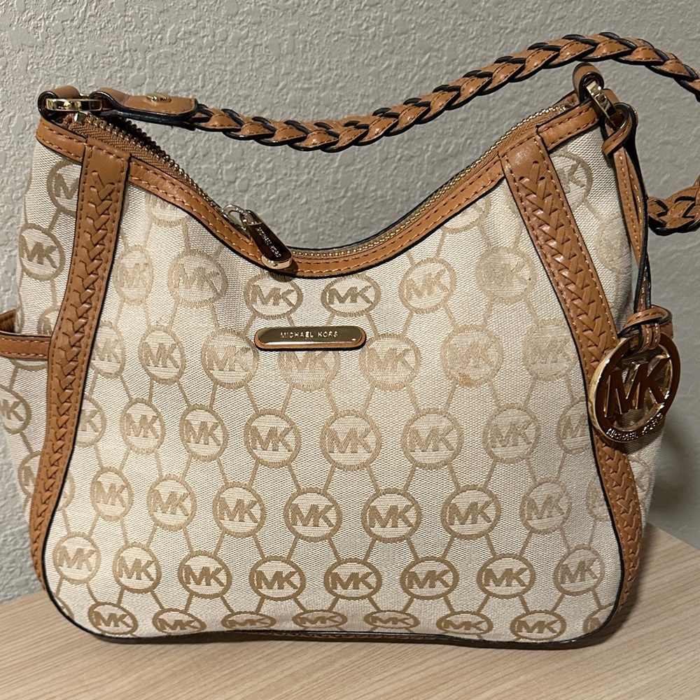 Michael Kors Brown and Cream Shoulder Bag